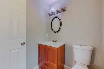 2307 Dartmouth Drive, Arlington, TX 76015 - Photo 13