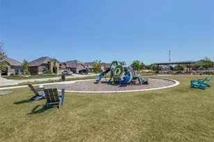 925 Royal Ln, Celina, TX 75009 - Photo 35