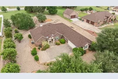 2102 Wood Duck Lane, Granbury, TX 76049 - Photo 27
