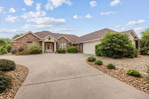 2102 Wood Duck Ln, Granbury, TX 76049 - Photo 1