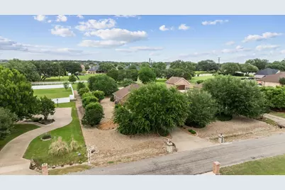 2102 Wood Duck Lane, Granbury, TX 76049 - Photo 25
