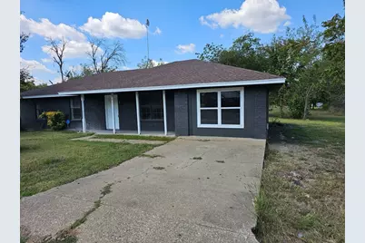 781 Hardeman, Italy, TX 76651 - Photo 1