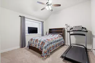 313 Bluebell Dr, Glenn Heights, TX 75154 - Photo 33