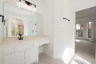 12604 Beech Tree Ln, Fort Worth, TX 76040 - Photo 33