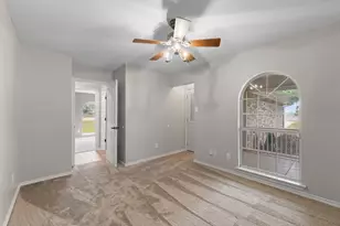 639 S Rough Creek Ct, Granbury, TX 76048 - Photo 25