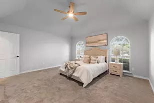 639 S Rough Creek Ct, Granbury, TX 76048 - Photo 19