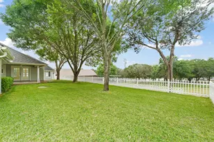 639 S Rough Creek Ct, Granbury, TX 76048 - Photo 35