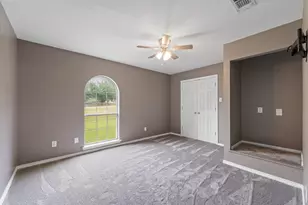 639 S Rough Creek Ct, Granbury, TX 76048 - Photo 23