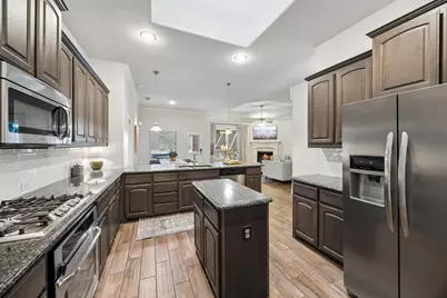 2036 Milano Lane, Lewisville, TX 75077 - Photo 19
