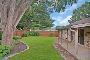2609 N Capistrano Ct, Arlington, TX 76015 - Photo 33