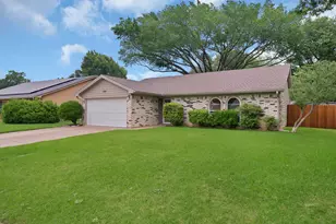 2609 N Capistrano Ct, Arlington, TX 76015 - Photo 3