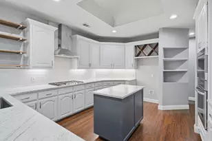 6020 Fannin Dr, Arlington, TX 76001 - Photo 15