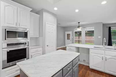 6020 Fannin Drive, Arlington, TX 76001 - Photo 17