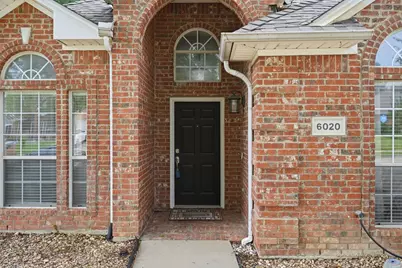 6020 Fannin Drive, Arlington, TX 76001 - Photo 5