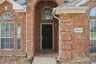 6020 Fannin Dr, Arlington, TX 76001 - Photo 5