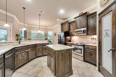 243 Miramar Circle, Weatherford, TX 76085 - Photo 13