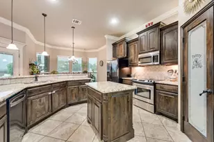 243 Miramar Cir, Weatherford, TX 76085 - Photo 13