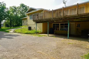 109 E 4th St, Keene, TX 76059 - Photo 35