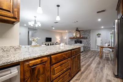 1560 Sheila, Stephenville, TX 76401 - Photo 13