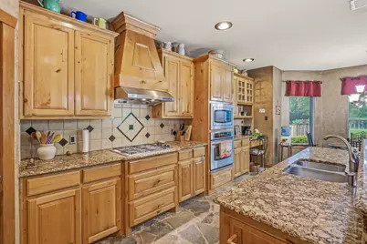 1384 Rock Creek Drive, Glen Rose, TX 76043 - Photo 13