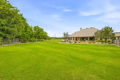 1384 Rock Creek Drive, Glen Rose, TX 76043 - Photo 33