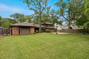 1401 Clover Hill Rd, Mansfield, TX 76063 - Photo 23