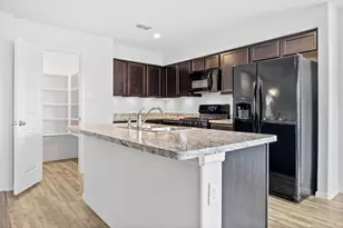 6301 Seagull Ln, Fort Worth, TX 76179 - Photo 9