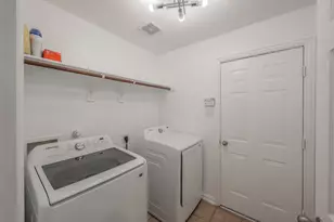 1011 Fleetwood Cove Dr, Grand Prairie, TX 75052 - Photo 31