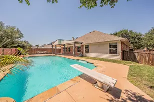 1011 Fleetwood Cove Dr, Grand Prairie, TX 75052 - Photo 35