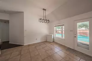 1011 Fleetwood Cove Dr, Grand Prairie, TX 75052 - Photo 13