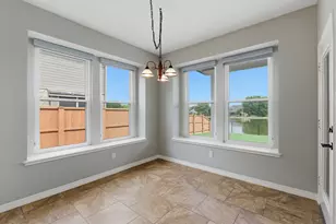 11954 Shoal Creek Dr, Frisco, TX 75035 - Photo 9