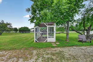 951 Ridgewood Cir, Bartonville, TX 76226 - Photo 27