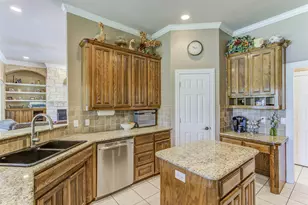 9313 Dosier Cove W, Fort Worth, TX 76179 - Photo 13