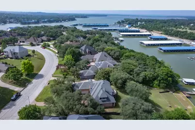 9313 Dosier Cove W, Fort Worth, TX 76179 - Photo 3