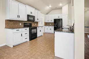 118 Oxford Ranch Rd, Waxahachie, TX 75167 - Photo 9