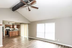 231 Myrtle Dr, Arlington, TX 76018 - Photo 5