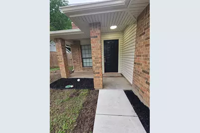323 Valley Spring Drive, Arlington, TX 76018 - Photo 15