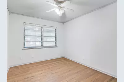 10039 Shadyview Drive, Dallas, TX 75238 - Photo 11