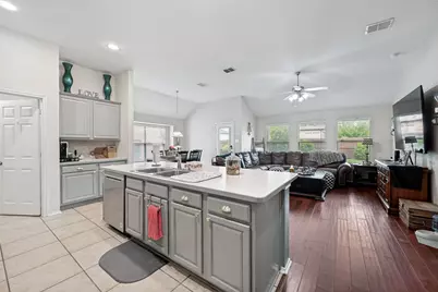 8121 Misty Water Drive, Fort Worth, TX 76131 - Photo 7