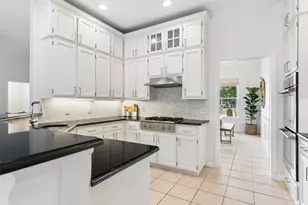 42 Alamosa Dr, Trophy Club, TX 76262 - Photo 9