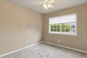 321 Old York Rd, Irving, TX 75063 - Photo 23