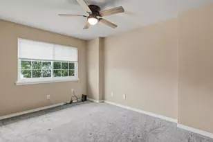 321 Old York Rd, Irving, TX 75063 - Photo 25