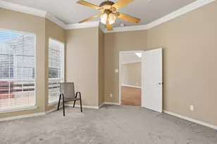 321 Old York Rd, Irving, TX 75063 - Photo 15