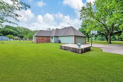 10592 Tree Lane, Princeton, TX 75407 - Photo 33