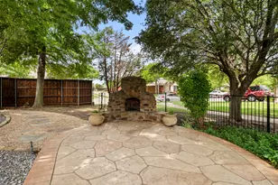2404 Windgate Ln, Frisco, TX 75033 - Photo 35
