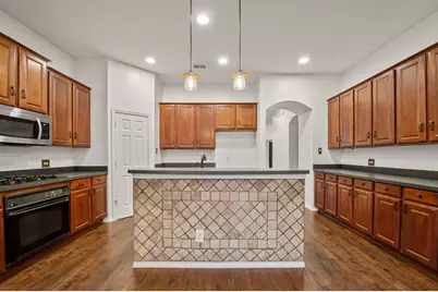 2404 Windgate Lane, Frisco, TX 75033 - Photo 17
