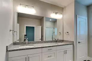 3421 New York Ave, Lancaster, TX 75134 - Photo 9