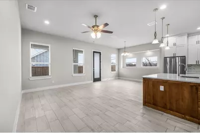2561 Burton Avenue, Fort Worth, TX 76105 - Photo 9