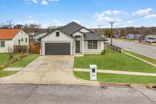 2561 Burton Ave, Fort Worth, TX 76105 - Photo 3