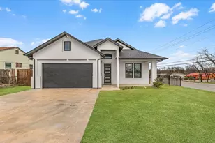 2561 Burton Ave, Fort Worth, TX 76105 - Photo 3